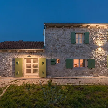 빌라 Don Liri Barat (Porec)