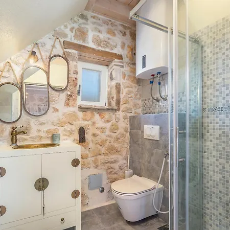 Don Liri * Barat (Porec)