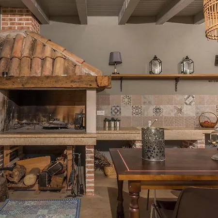 Don Liri Villa Barat (Porec)