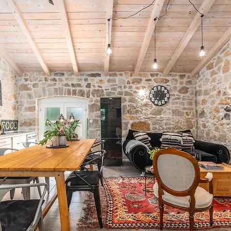 Don Liri Barat (Porec)