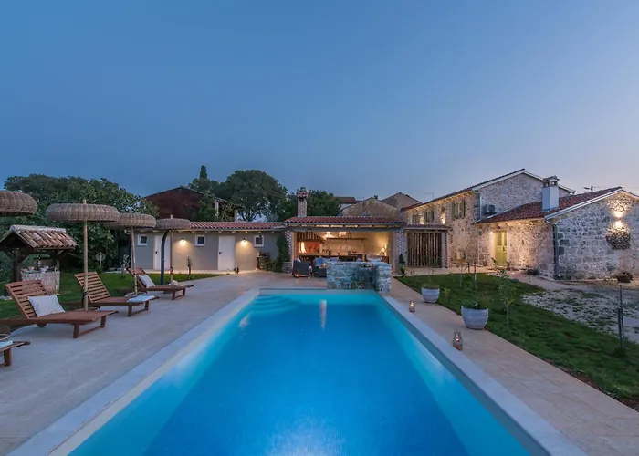 Don Liri Villa Barat (Porec)