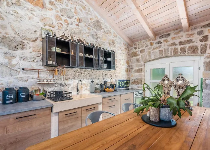 Villa Don Liri Barat (Porec)